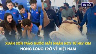 Xuân Son trào nước mắt nhận HCV từ HLV Kim Sang Sik, nóng lòng trở về Việt Nam