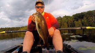 Ep.25. Couple 4 lb Largemouth. Buzzbait action. Precision Angling.