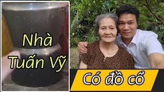 Mẹ Tuấn Vỹ kể chuyện xưa, Gia đình có đồ cổ.