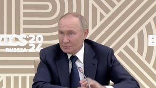 Vladimir Putin claims Russia wants lasting peace with Ukraine