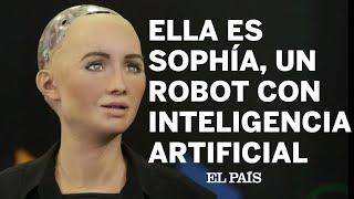 Entrevista con Sophía, un robot con inteligencia artificial.