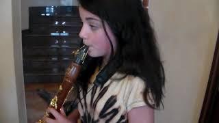 GLORIA UBERTO (anni 13) presenta il suo nuovo clarinetto Patricola modello Artista Bubinga