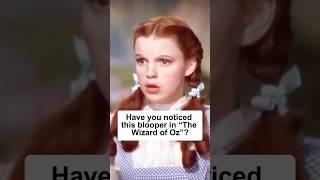 Have you noticed this blooper in “The Wizard of Oz”?#actor #judygarland  #thewizardofoz #1min