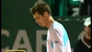 Andy Murray challenges the call, argues with umpire