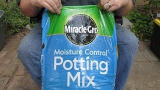 Miracle Gro Moisture Control Potting Mix Review