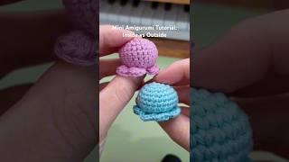 Mini amigurumi tutorial: how to tell if your crochet work is inside out or not. #crochet #amigurumi