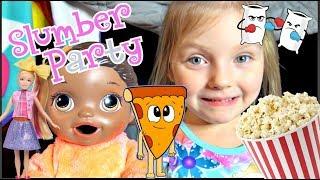 BABY ALIVE has a SLUMBER PARTY with MOMMY! The Lilly and Mommy Show. The TOYTASTIC Sisters