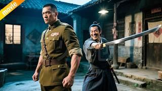 日本の大佐が剣で奇襲、しかし無敵の達人が一撃で頭を粉砕！
