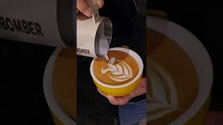 daily dose of coffee..#latteart #trending #youtubeshorts #coffeelover #trendingshorts #cafe