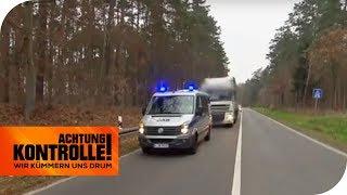 Verfolgungsjagd mit Blaulicht! Bulgarischer Truck haut ab! | Achtung Kontrolle | kabel eins