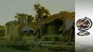 The 2001 Gujarat Earthquake That Killed Thousands (2001)