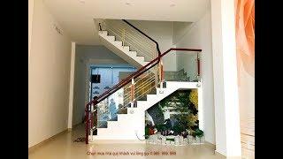 Bán nhà mới xây dựng, rất đẹp, nhìn là mê ngay và rất thơm, xem nhà gọi 0.989. 989. 989