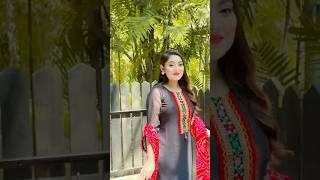 Onek Beshi Gorom  Nusrat jahan ontora new TikTok #rakibhossain #nusratjahanontora ￼