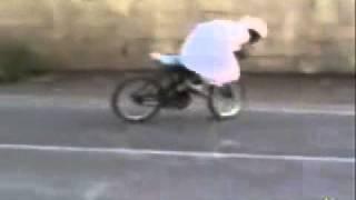 Arab bicikli drift.flv