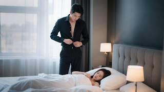 She indulged herself,CEO see blood on bed,finds she is virgin,love her deeply.
