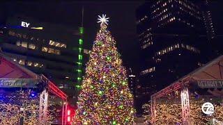 Thousands celebrate the holidays and Detroit at 21st annual Light up the Season