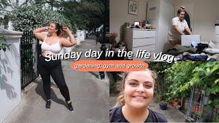 SPEND A SUNDAY WITH ME ️ gardening, gym routine and new NIKE sports bra review | styledby.chloe ad