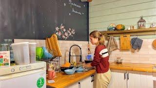 Rural everyday life of a young girl - cooking honey cake