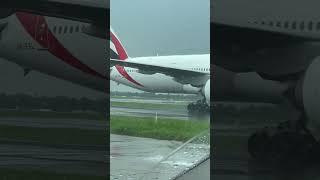 Boeing-777 taxing #rain #trending #emiratesairlines #dehliairport