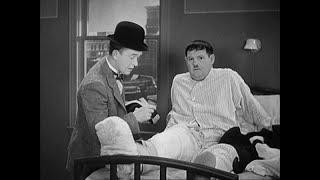 'The Dr. Pays a Visit' - Laurel & Hardy - County Hospital (1932)