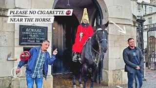 Disrespectful Driver Provokes Anger at Police in Front of the Horse Guards in London