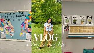 Day in the Life of a Paraprofessional // Classroom Set Up | VLOG