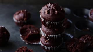 Soft and Moist Banana Chocolate Muffins Recipe