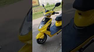Lord's Zoom attractive color 2023 Model.#automobile