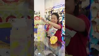 Đi chọn hoa trang trí tết và tạo bất ngờ cho chồng