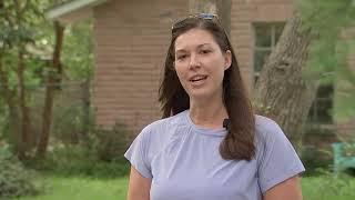 Volunteer Lauren, Mother of 2 in Houston, TX - Mowing Lawns for Seniors FREE | ABC TV Channel 13