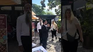 החזן יהודה נקי מקיסריה שר ״אבינו מלכנו״