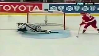 Joe Moments | Datsyuk makes crazy shootout move