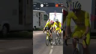VINGEGAARD ATTACKS ️ The Dane tries in vain to drop Pogacar on the final climb of the Dauphine.