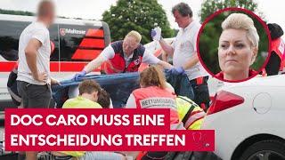 Reanimation auf dem Asphalt!  Kann Doc Caro dem Mann das Leben retten? | Doc Caro