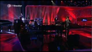 Jamie Cullum - Don't Stop The Music