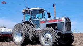 WHITE 2-135 Field Boss Tractor Planting Corn