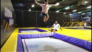 SALTO'S OEFENEN IN HET TRAMPOLINEPARK! | #442