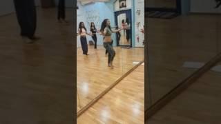 BEGINNERS workshop for BELLY REMIX by Aakriti Prasad/ bolly- belly dance fusion/ ghaaghra ghaaghra
