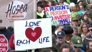 Thousands protest abortion in annual rally on National Mall