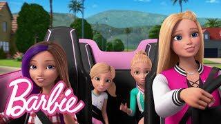 @Barbie | KARAOKE IN THE CAR! | Barbie Vlogs