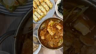 Ultimate Korean Comfort Food Combo  #shorts #koreancooking #kimchijjigae #gyrranmari