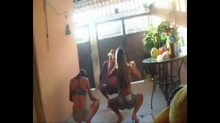 jaqueline , jessica e tayane  - senta senta ..