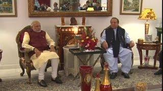 India's Modi makes surprise historic visit to Pakistan