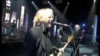 R.E.M. Supernatural Superserious live 2008 Paris France HQ