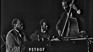 Oscar Peterson, Sam Jones, Bobby Durham - live in Rome 1969 - Satin Doll