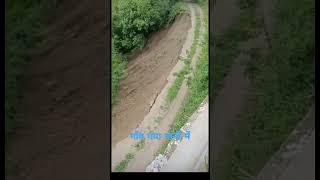 dekhte dekhte puri village gya pani me #trending #train #tec #viralvideo