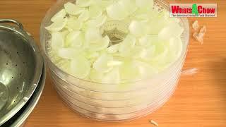 How to Dry Onions & Make Onion Powder @Whats4Chow