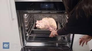 Miele Convection Oven Demo - Cooking A Whole Turkey