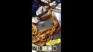 【泰国街边美食】龙须糖薄饼！Dragon Beard Sugar Crepe【Eng Sub】 #shorts