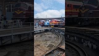 MY1131 von Altmark Rail in Wittenberge fährt auf die #Drehscheibe #train Diesellok #br227 #NOHAB
